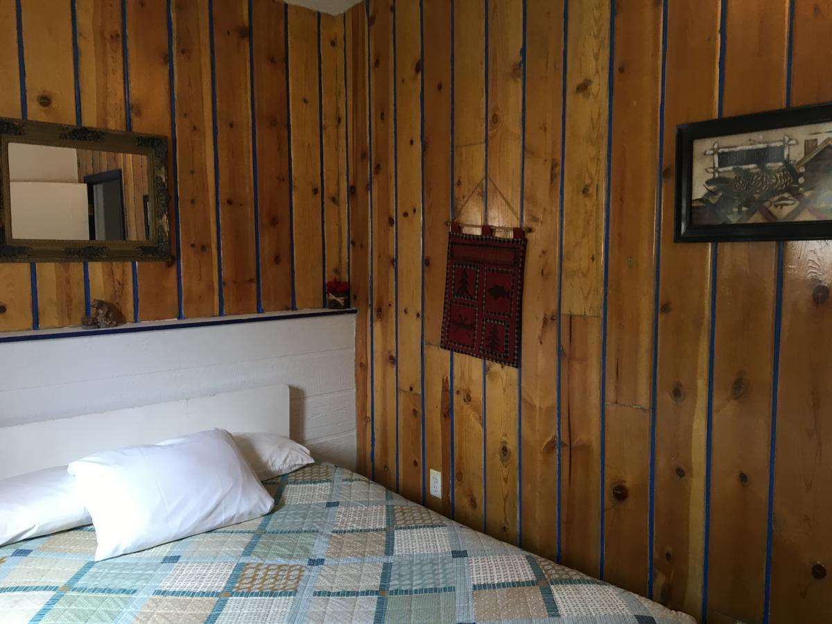 Midway Motel Caliente 외부 사진